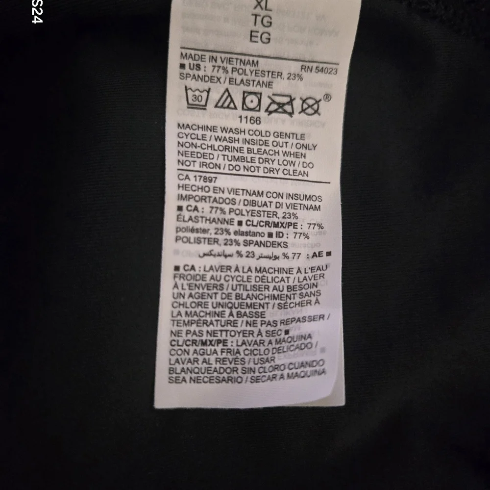 XL Black Sleeveless Jumpsuit NWOT - Picture 5 of 6